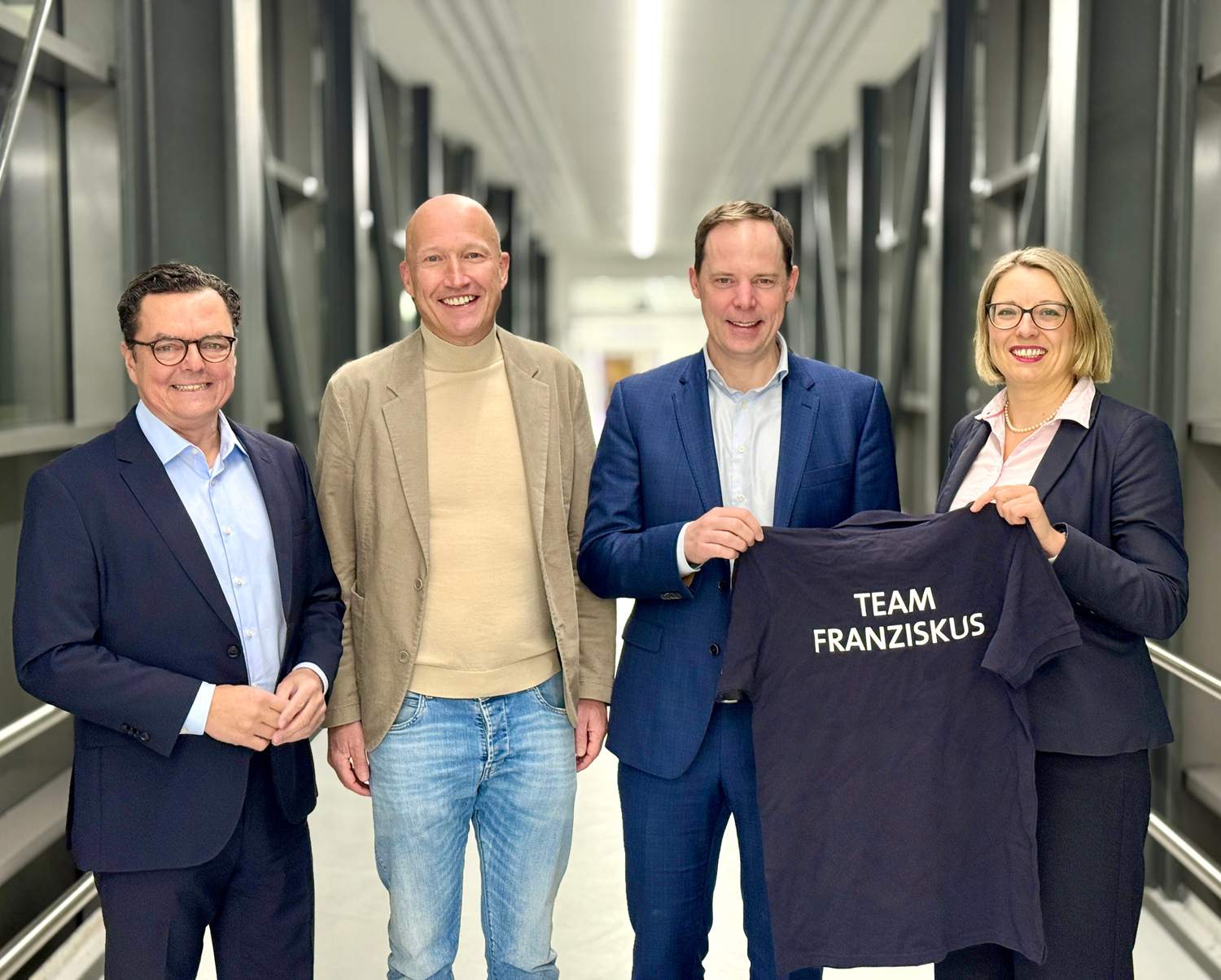 Neuer CA PD Dr. Johannes Rey Neuer CA PD Dr. Johannes Rey