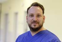Dr. med. Florian Schneider, 