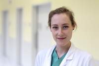 Dr. Nadja Hirschfeld Dr. Nadja Hirschfeld